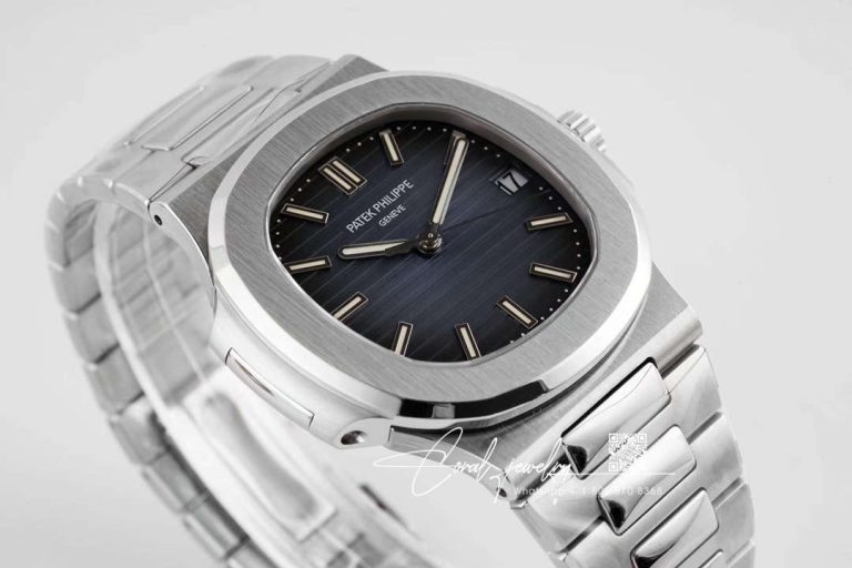 Replica Patek Philippe Nautilus 57111a 010 Ppf Factory V4 Blue Dial (2)