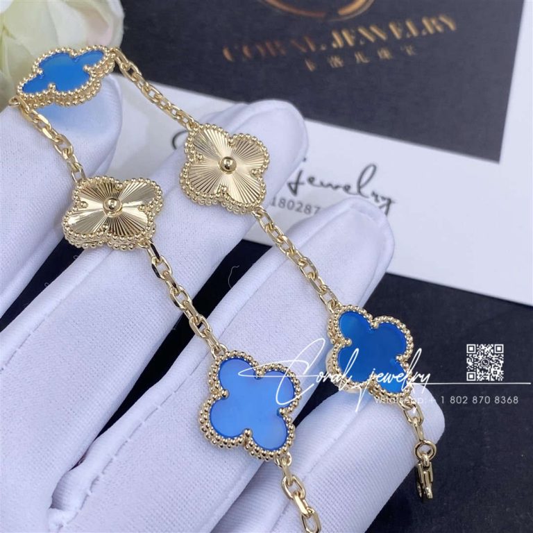 Van Cleef & Arpels Vintage Alhambra Bracelet, 5 Motifs Yellow Gold Guilloché And Blue Agate (1)