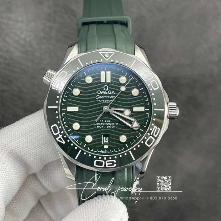 Replica Omega Seamaster Diver 300m 210.32.42.20.10.001 Vs Factory Green Ceramic Bezel (1)