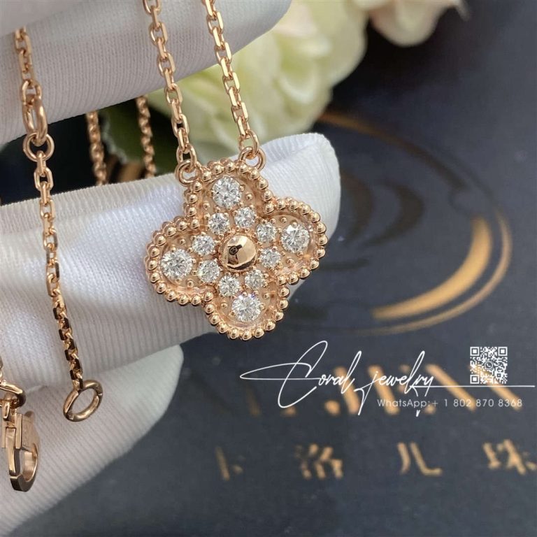 Van Cleef & Arpels Vintage Alhambra Pendant Rose Gold, Diamond Vcarp2r300 (4)