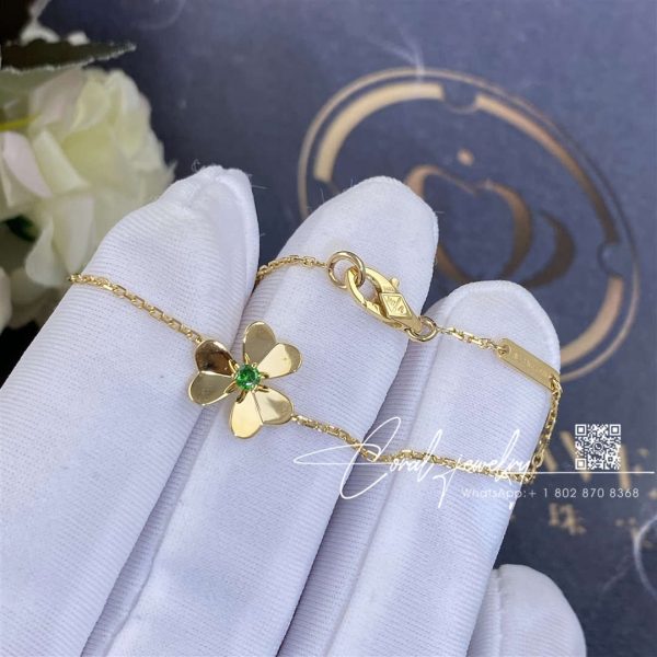 Van Cleef & Arpels Frivole Bracelet, Mini Model Yellow Gold, Emerald Vcarp7sc00 (4)