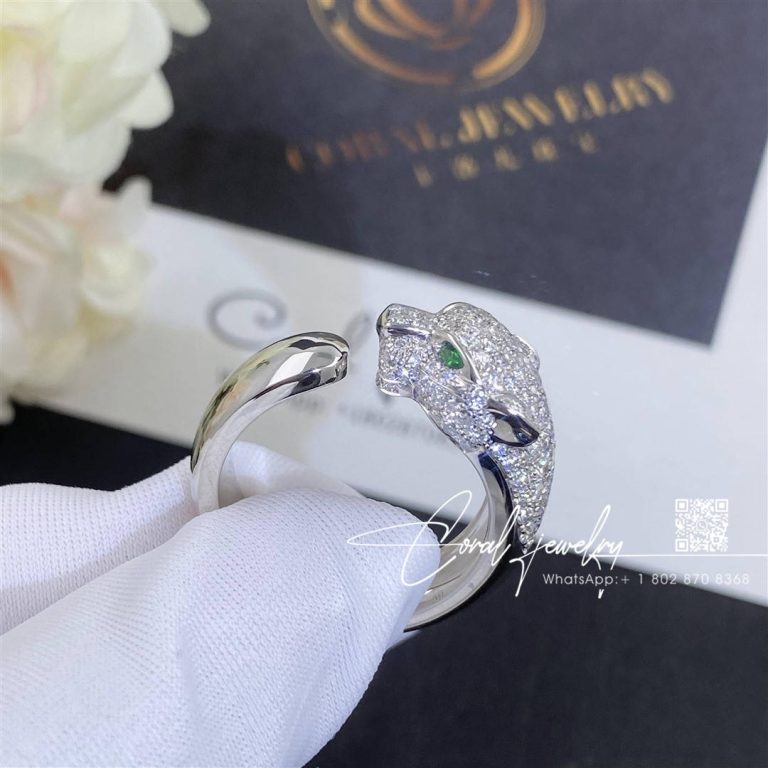 Cartier Panthère De Cartier Ring White Gold, Diamonds, Emeralds, Onyx Ref. N4224900 (10)