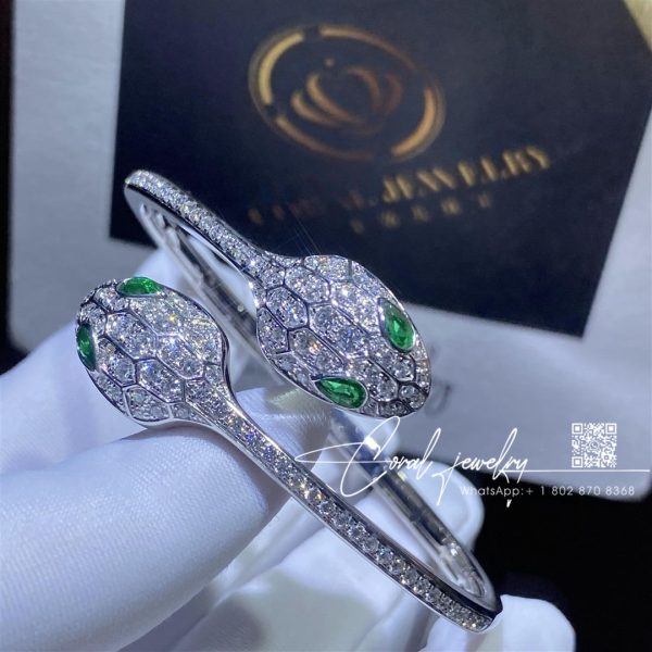 Bulgari Serpenti 18 Kt White Gold Bracelet Set With Emerald Eyes And Pavé Diamonds Ref. 356522 (6)