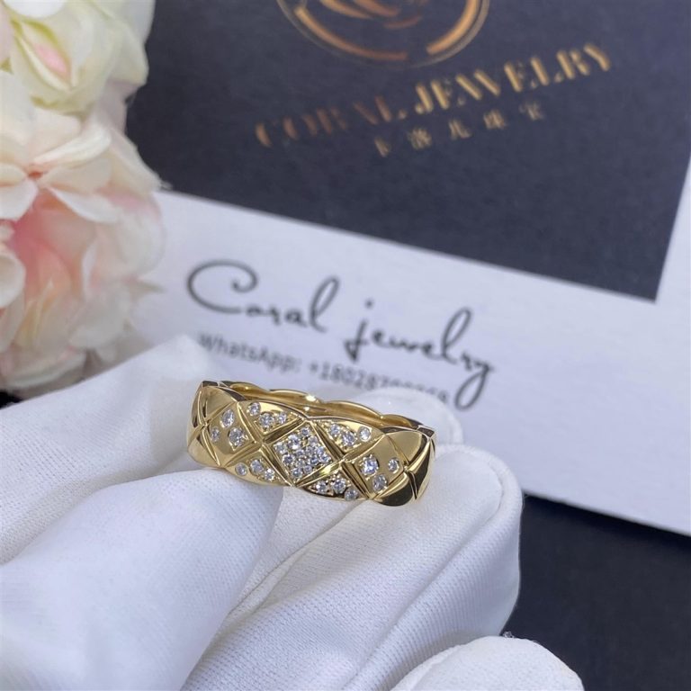 Chanel Coco Crush Ring Quilted Motif, Small Version, 18k Yellow Gold, Diamonds J10864 (12)