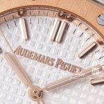 Replica Audemars Piguet Royal Oak Lady 33mm 8f Ss & Rg White Dial Swiss Quartz (4)