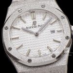 Replica Audemars Piguet Royal Oak Frosted Gold Quartz 33mm 67653 Omf Ss Silver Dial Swiss 3132 (14)